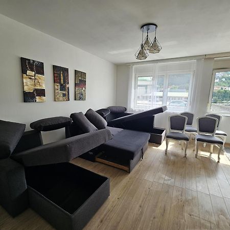 Spacious And Modern Apartment In Town Center Konjic Buitenkant foto