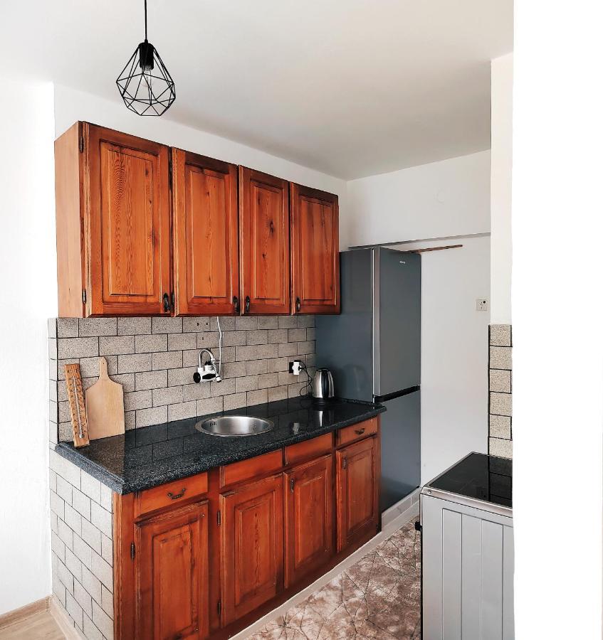 Spacious And Modern Apartment In Town Center Konjic Buitenkant foto