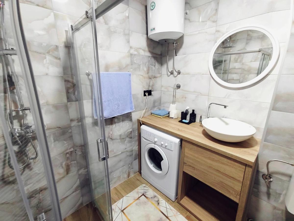 Spacious And Modern Apartment In Town Center Konjic Buitenkant foto